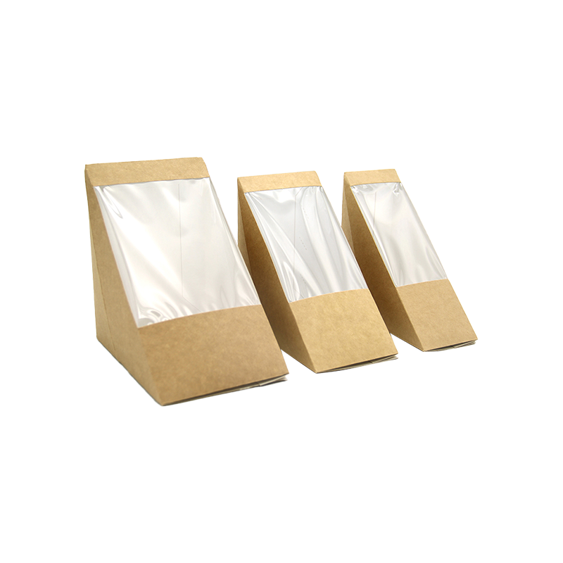 Boscaí Ceapaire Triantán le Páipéar Kraft Fuinneog Bosca Wedge Sandwich Boscaí Tógála Pacáistiú Bia le haghaidh Milseog Bácúis